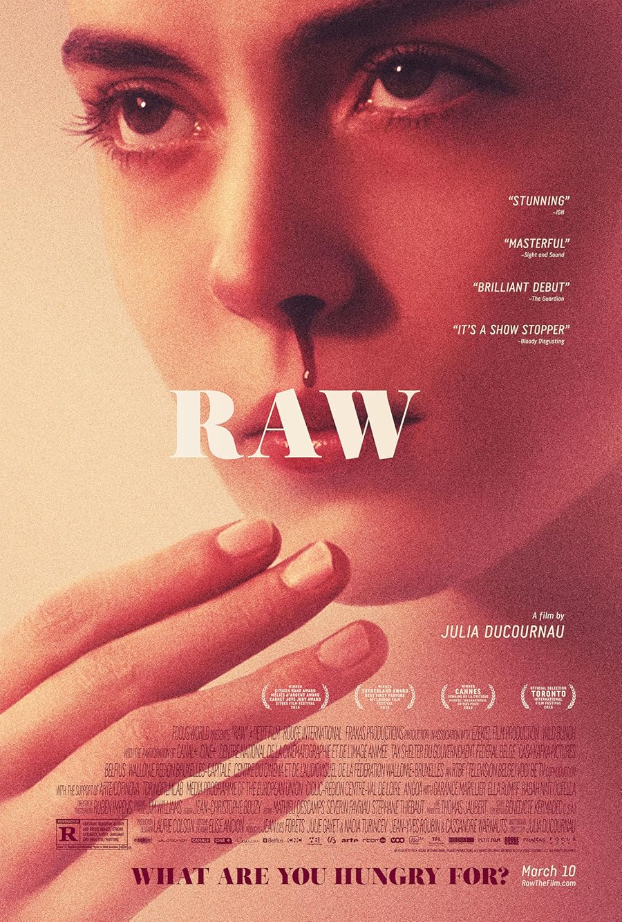 دانلود فیلم Raw 2016 با زیرنویس چسبیده